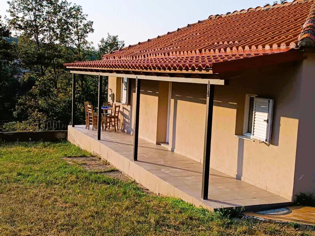 Billy'S House Villa Калампака Екстериор снимка