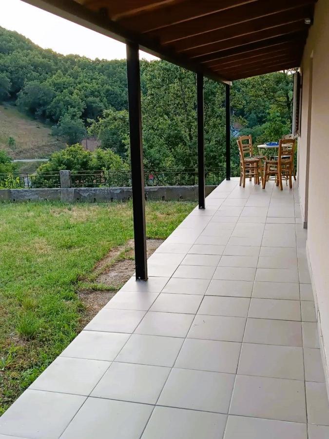 Billy'S House Villa Калампака Екстериор снимка